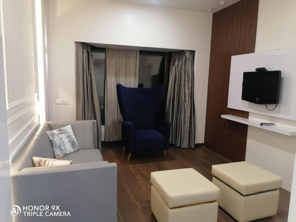 Orbett Hotel Пуне Екстер'єр фото
