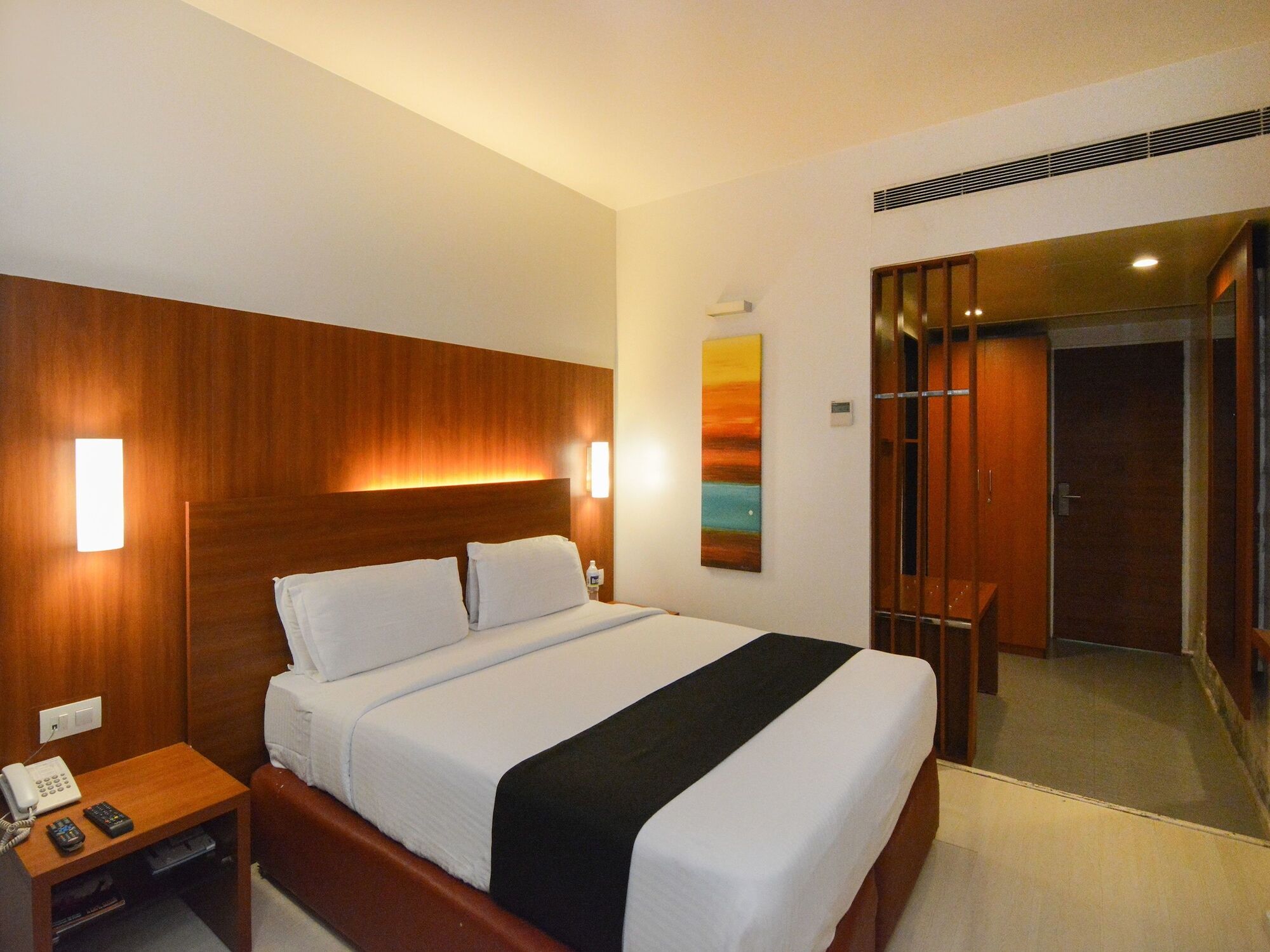Orbett Hotel Пуне Екстер'єр фото